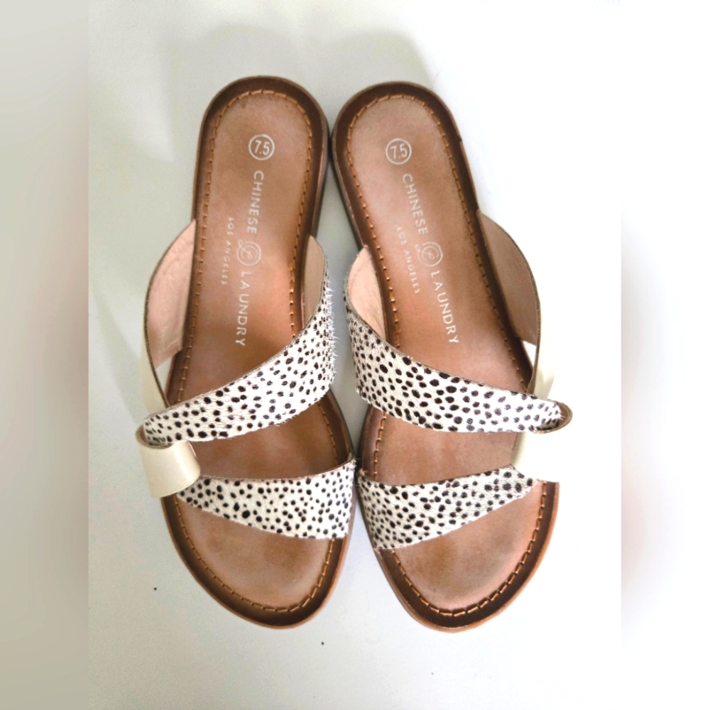 Chinese Laundry White and Tan Sandals with Elegant Cut-Out Design